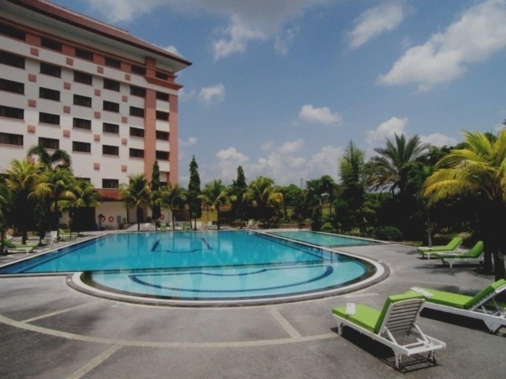 The Sunan Hotel Solo Ngoại thất bức ảnh