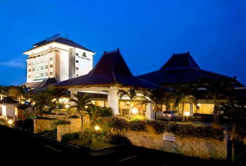 The Sunan Hotel Solo Ngoại thất bức ảnh